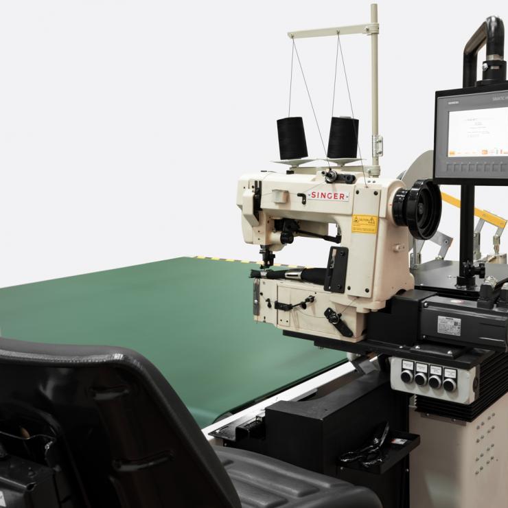Easy to Use with SIEMENS Touch Screen